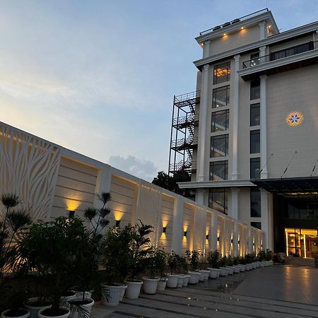 The Mudra Hotel Váránasí Exteriér fotografie